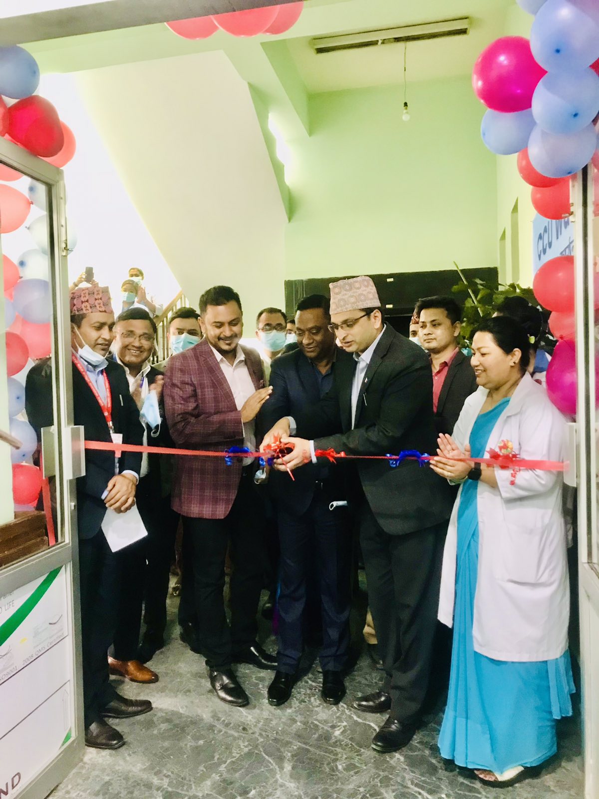 माछापुच्छ्रे बैंकद्धारा सहिद गंगालाल राष्ट्रिय हृदय केन्द्रलाई सिसियु वार्ड हस्तान्तरण
