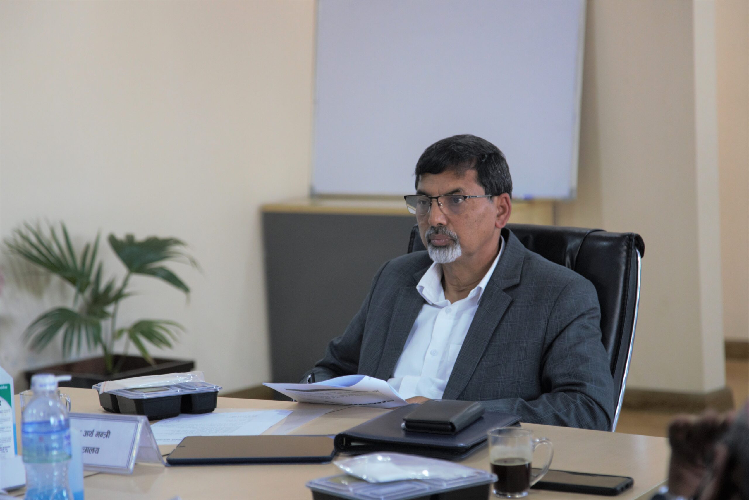 लगानी बोर्ड आफैंले पुँजी जुटाएर ठूला परियोजना निर्माण गर्न अर्थमन्त्रीको निर्देशन