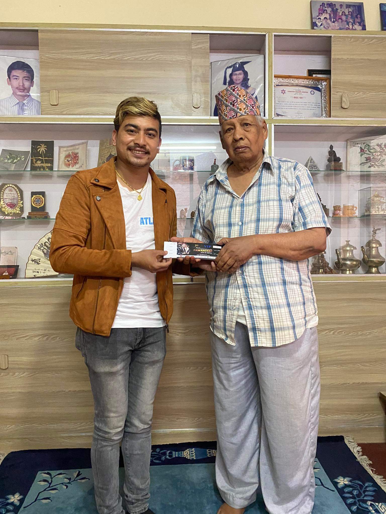 इन्डियन आइडल विजेता पवन दीपको नेपाल क्रेज