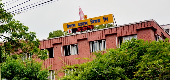 पूर्वीनाका काँकडभिट्टाबाट १२ अर्ब भन्दा बढीको पेट्रोलियम आयात