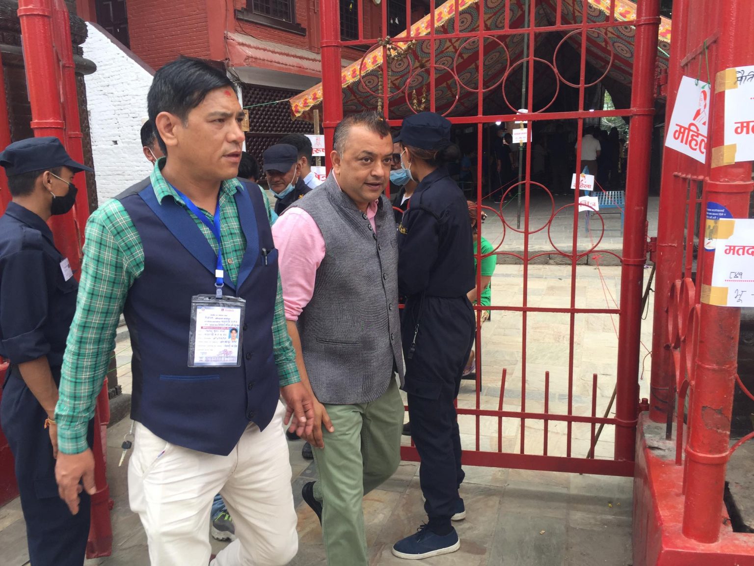 गगन थापाले गरे मतदान