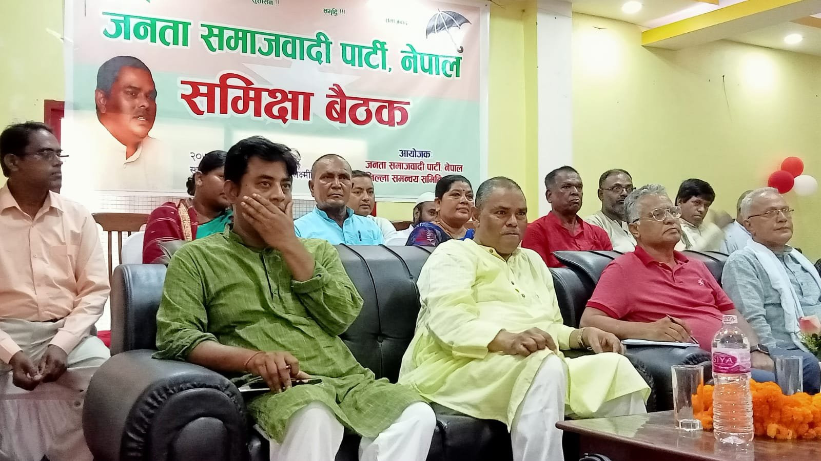 जसपाको स्थानीय निर्वाचनको समीक्षा बैठकमा नेताहरूबीच कुटाकुट