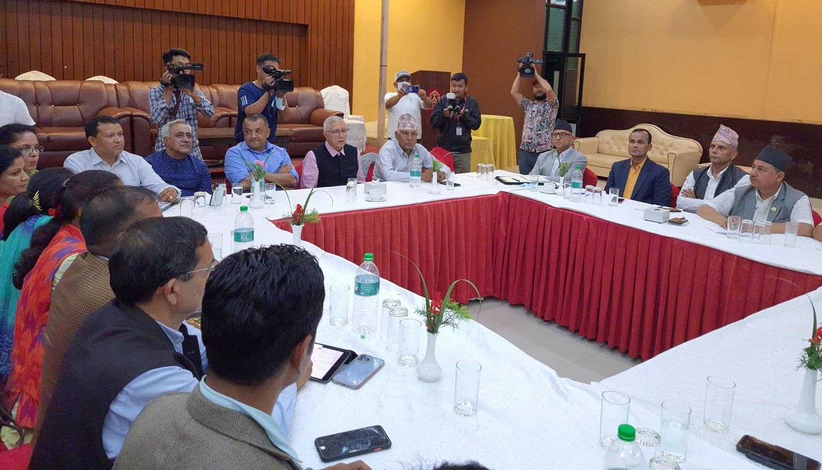नेपाली कांग्रेसका नेता कोइराला पक्षको भेला सुरू