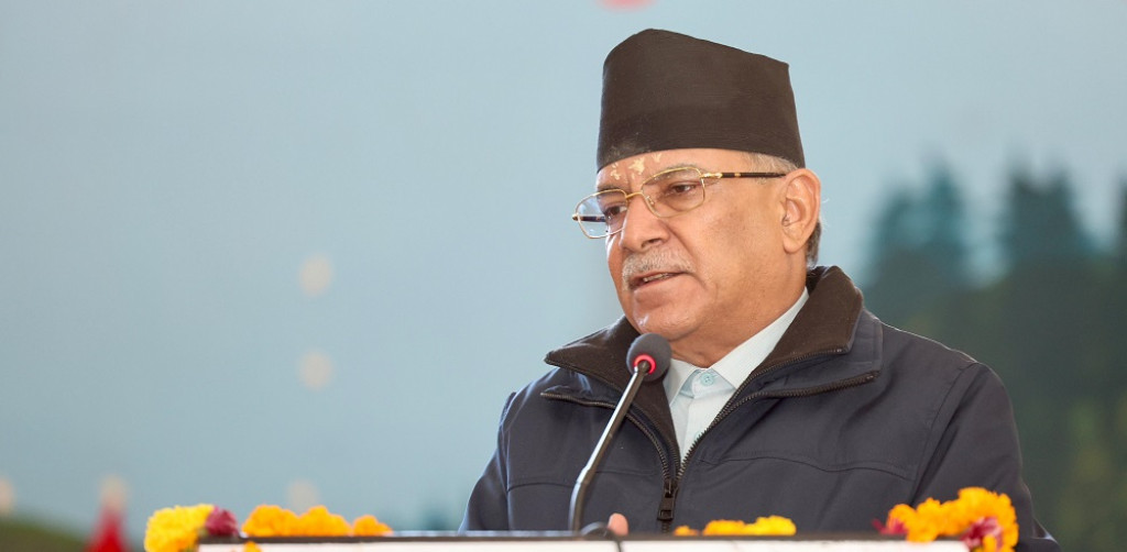 यो सरकार विचौलिया र दलालले बनाइदिएका हुन् – प्रचण्ड