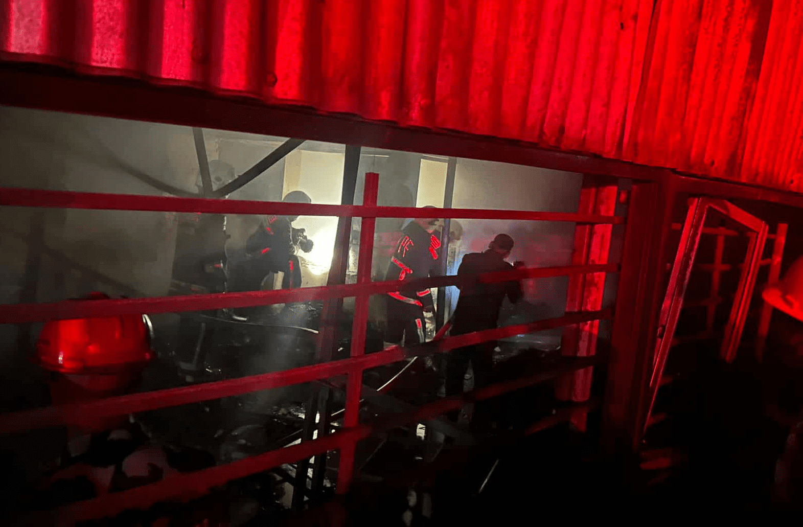 बाफलस्थित गोदाममा आगलागी