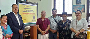 पूर्वप्रधानमन्त्री झलनाथ खनालले लिए बौद्ध शिक्षा
