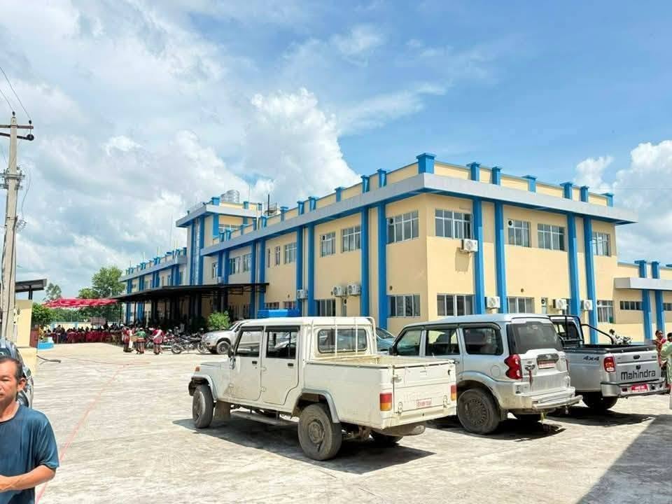कैलारी गाउँपालिकाको भवन निर्माण तोकिएकै समयमा सम्पन्न