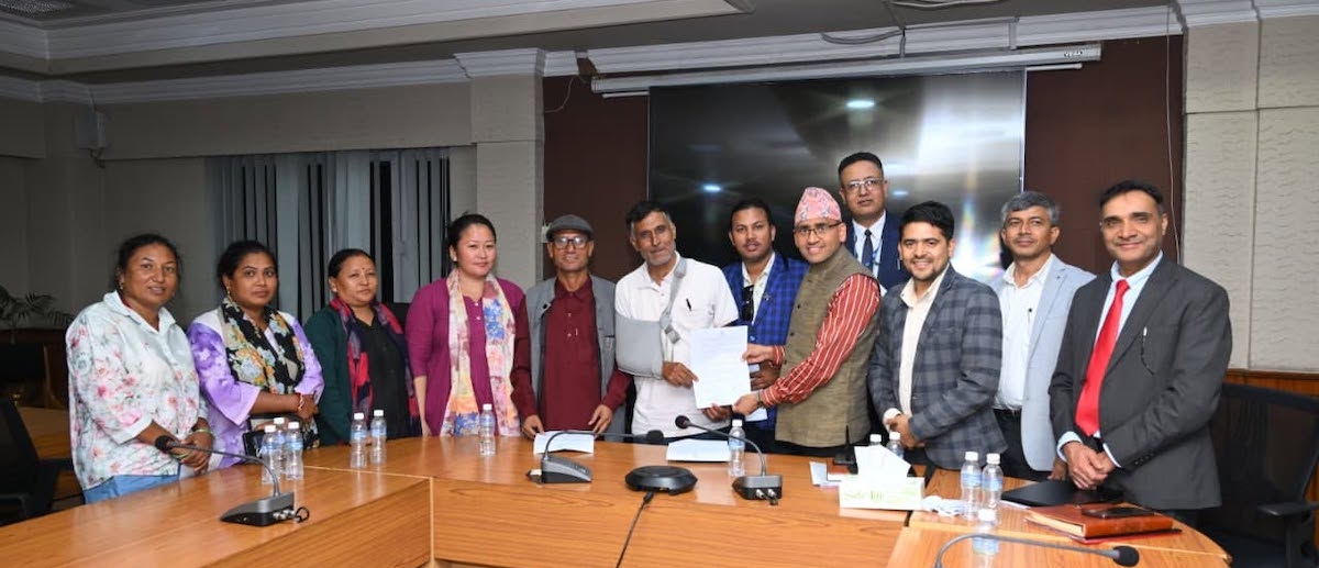 लघुवित्त पीडित समूहसँग ५ बुँदे सहमति