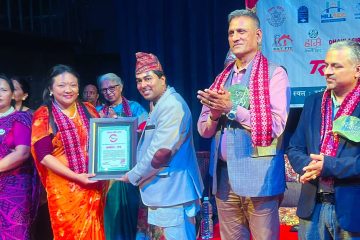 बाल शिक्षाविद् मथुरा थापा ‘ठाँटी मिडिया २०८३’ द्वारा सम्मानित